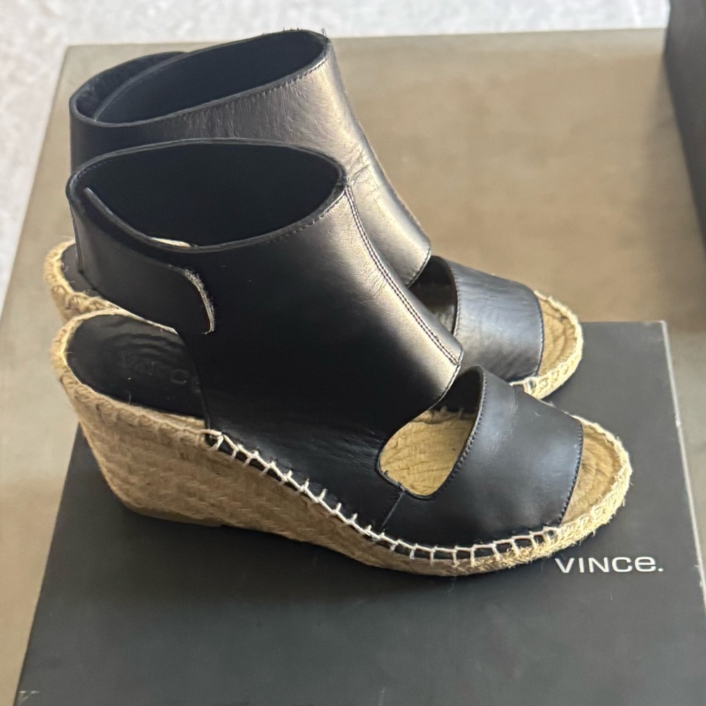 Brand New VINCE Spencer Black Leather Wedge Espadrilles Size US 7M